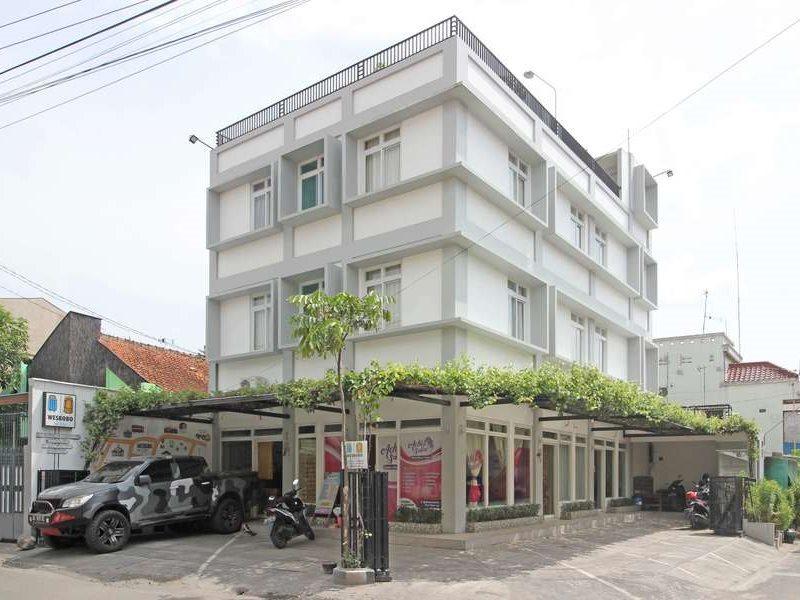 Hotel Reddoorz Near Solo Balapan Station Zewnętrze zdjęcie